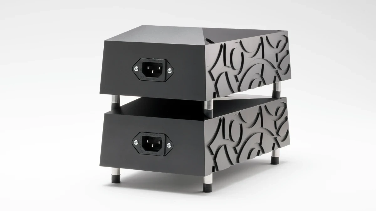 Quiescent Peak Mains Connection System reviewed by hi-fi+